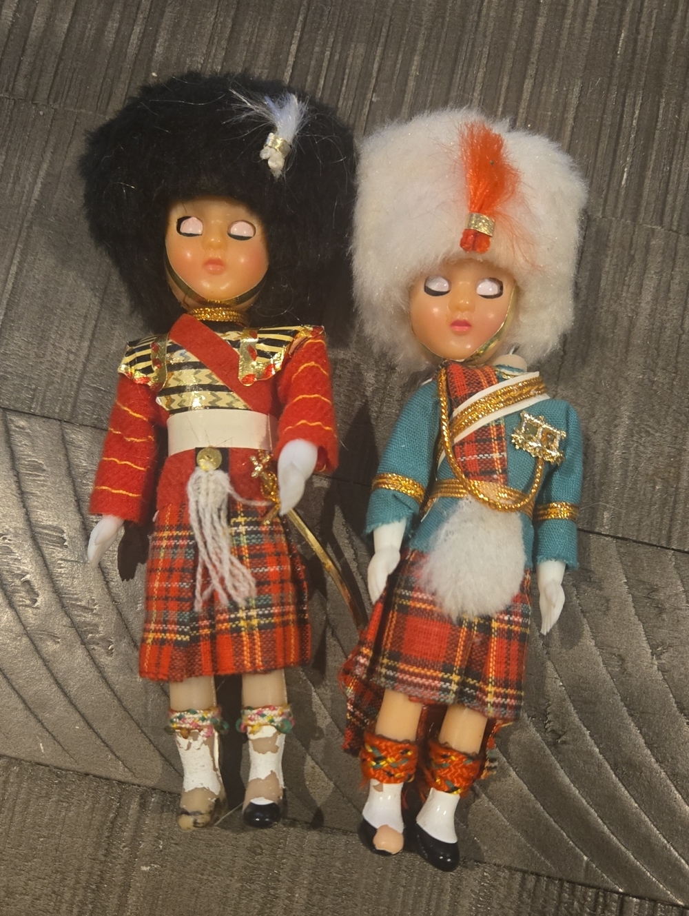 Vintage-Inspired Scottish Plaid Souvneir Dolls